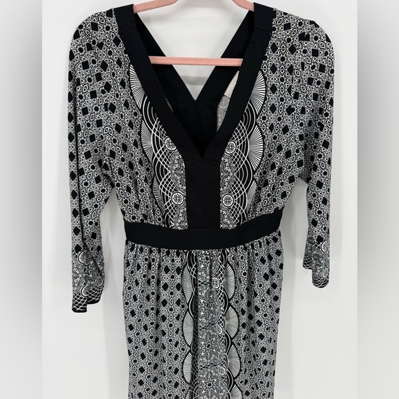 ECI New York Women's Dress Black/White Geometric Print Tie Back - Picture 2 of 10